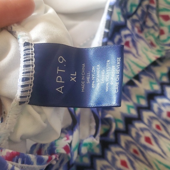 Apt. 9 Aztek Colorful Halter Sz. XL Swim Top - Picture 3 of 8